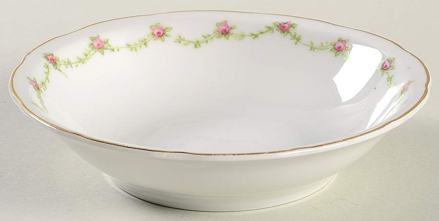 VTO24 Fruit/Dessert (Sauce) Bowl by Victoria (Austria)-1