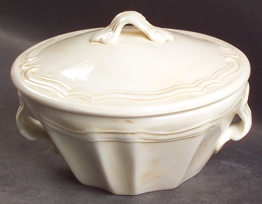Portobello Individual Casserole & Lid by Vietri (Italy)-1
