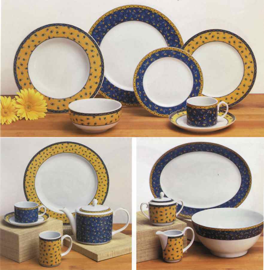 Chateau Dinner Plate by Vista Alegre-1