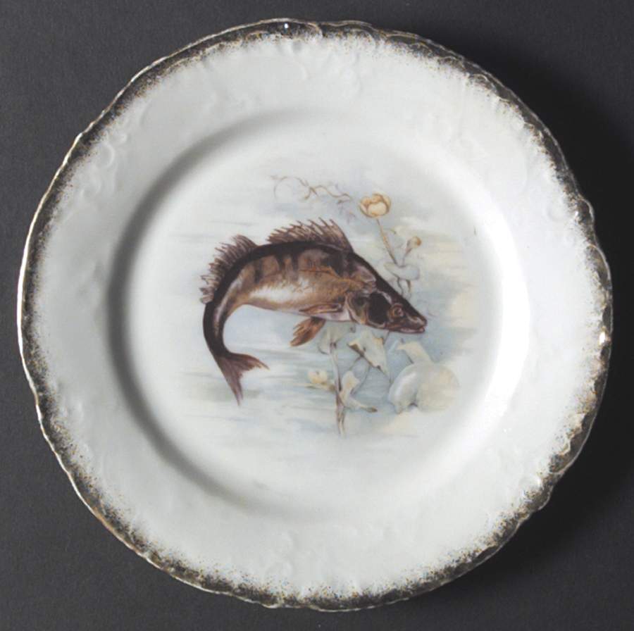 VTO26 Salad Plate by Victoria (Austria)-1