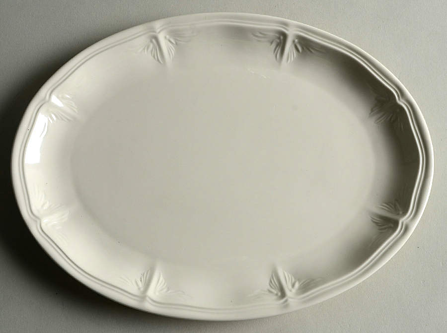 Cortina 2000 11" Oval Serving Platter by Villeroy & Boch-1