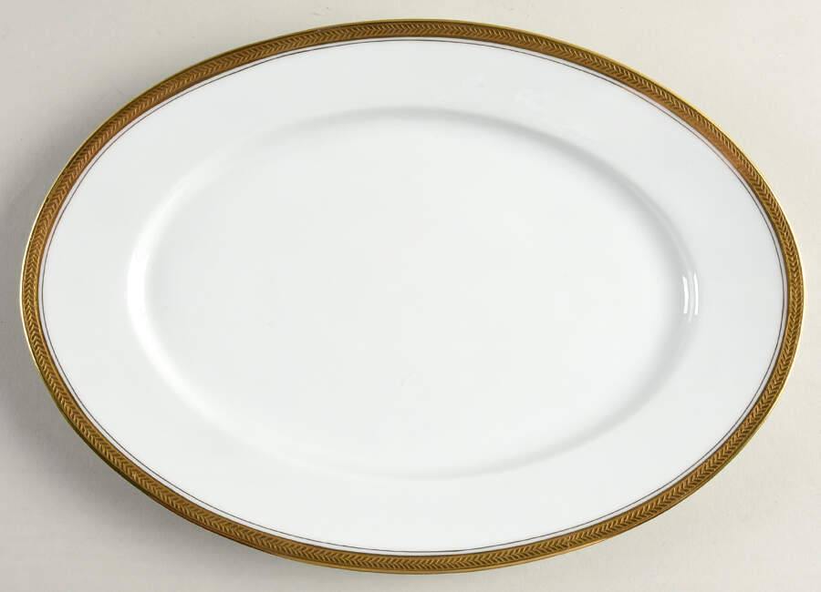 VIT167 12" Oval Serving Platter by Victoria (Czech)-1