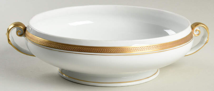 VIT167 Round Vegetable No Lid by Victoria (Czech)-1