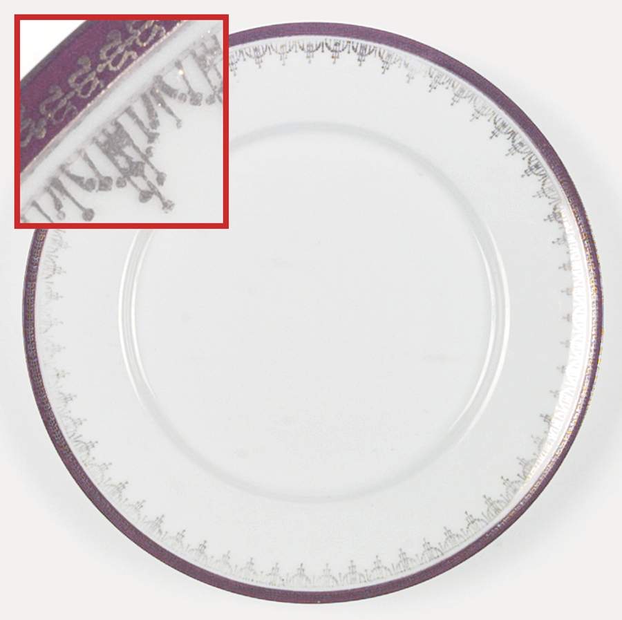 VTO33 Dinner Plate by Victoria (Austria)-1