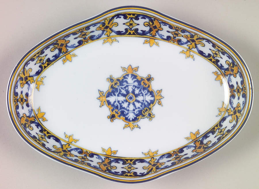 Caradana Olive Dish by Vista Alegre-1