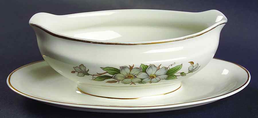 Arlington Gravy Boat with Attached Underplate by Vogue-1