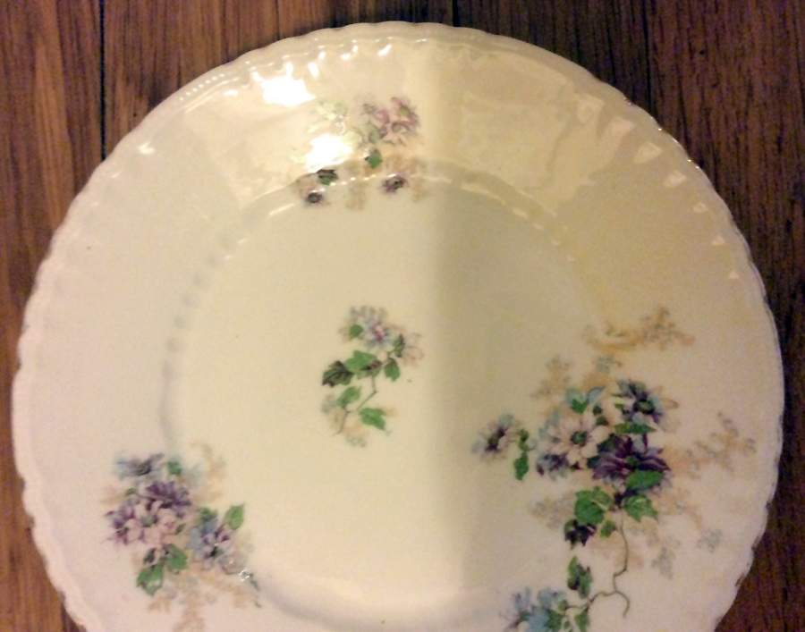 VTO38 Dinner Plate by Victoria (Austria)-1