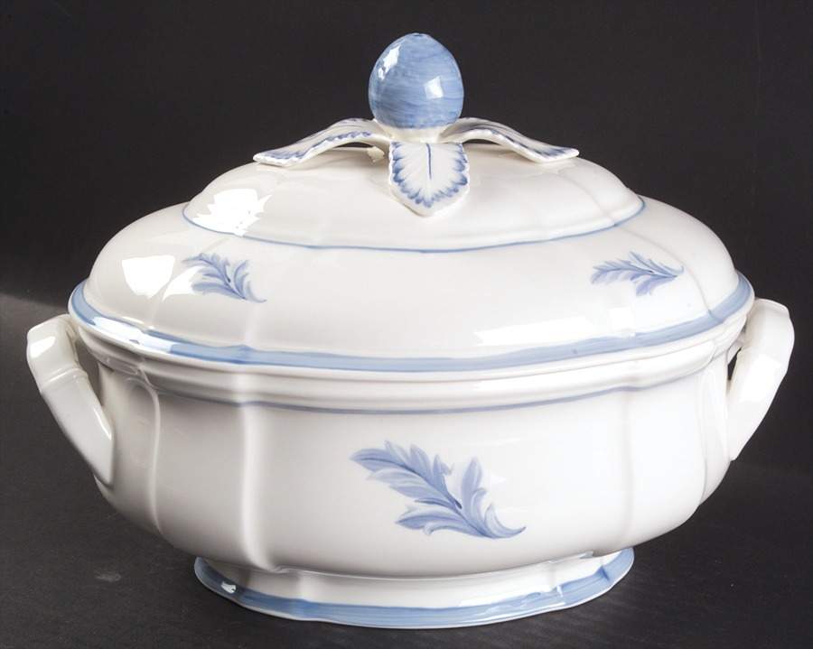 Casa Azul Tureen &  Lid by Villeroy & Boch-1