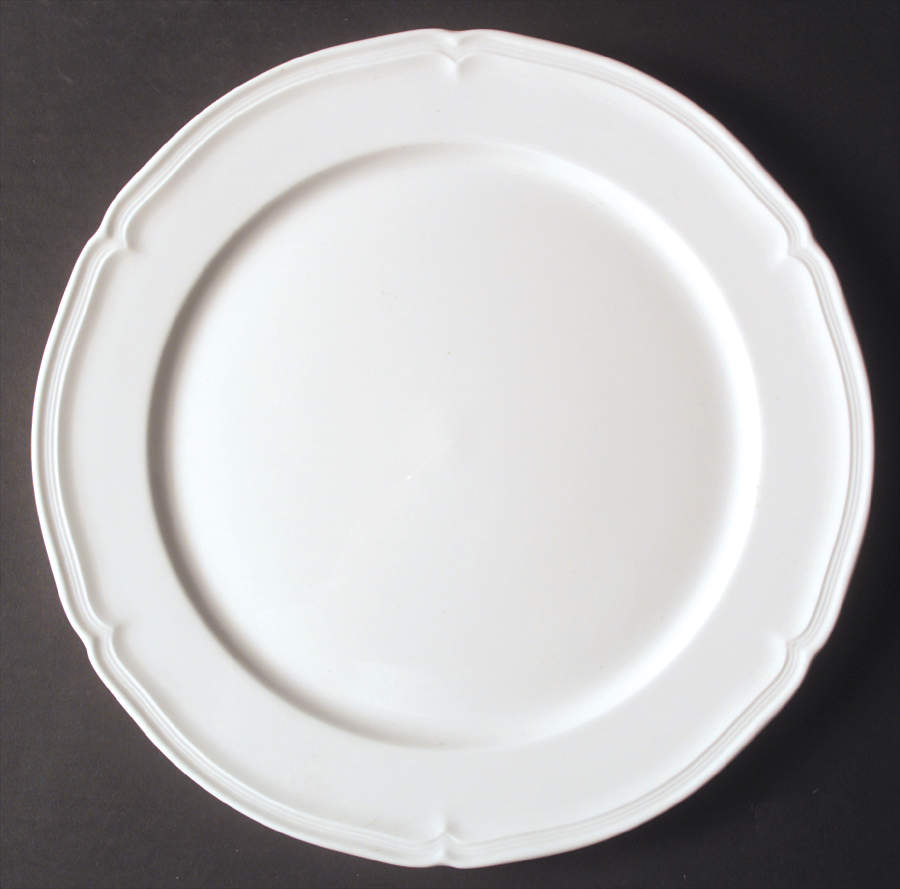 Chambord (White, Fine China) 12" Chop Plate (Round Platter) by Villeroy & Boch-1