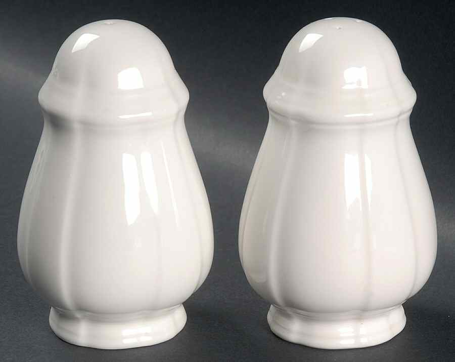 Chambord (White, Fine China) Salt & Pepper Set by Villeroy & Boch-1