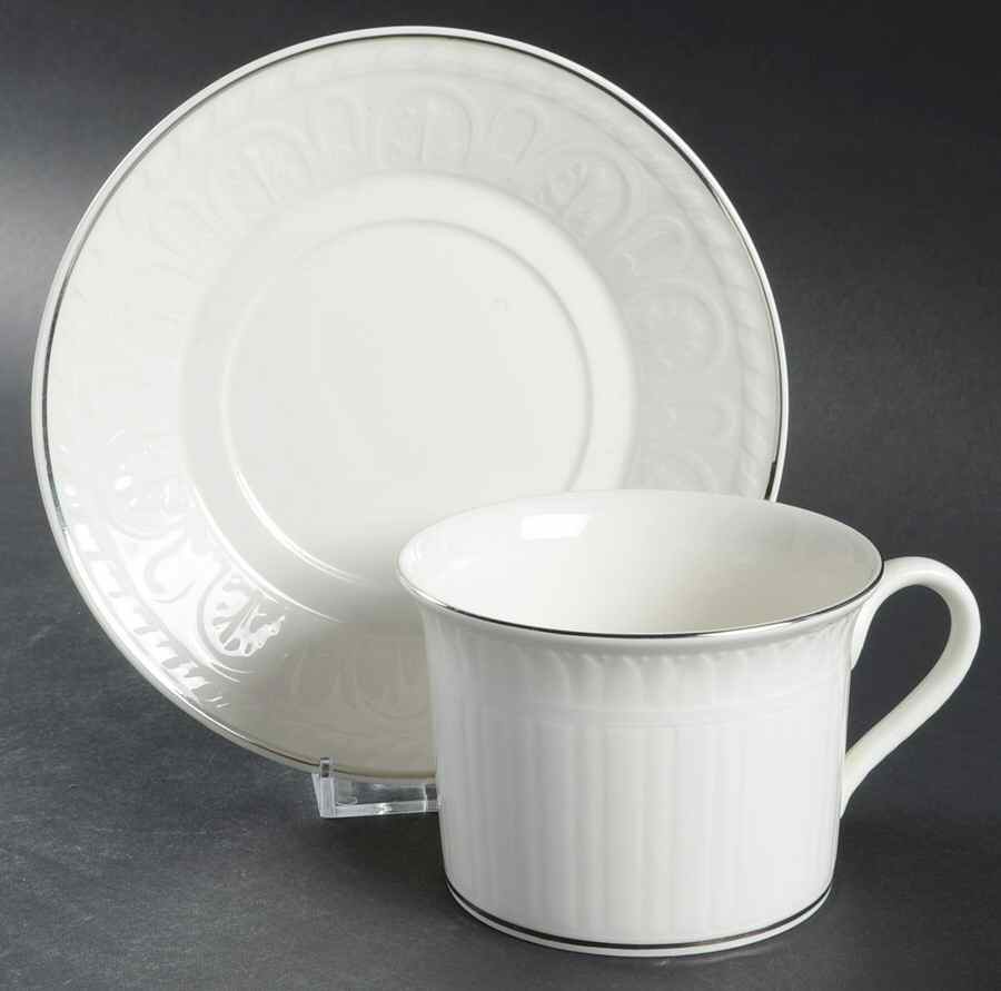 Palatino (Smooth Edge) Breakfast Cup & Cream Soup Saucer Set by Villeroy & Boch-1