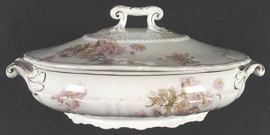 3130 Oval Covered Vegetable by P H Leonard-1