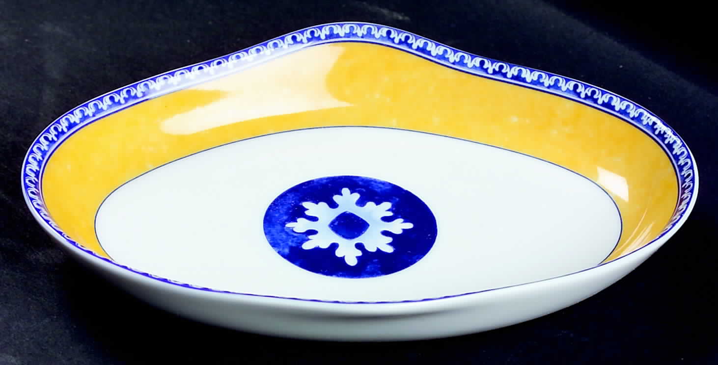 Porto Alegre Olive Dish by Vista Alegre-1