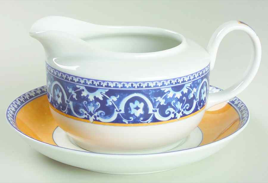 Porto Alegre Gravy Boat & Underplate by Vista Alegre-1
