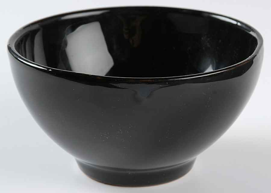 Chiaroscuro Coupe Cereal Bowl by Vietri (Italy)-1