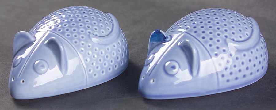 Tipo Mouse.Com Salt & Pepper Set by Villeroy & Boch-1
