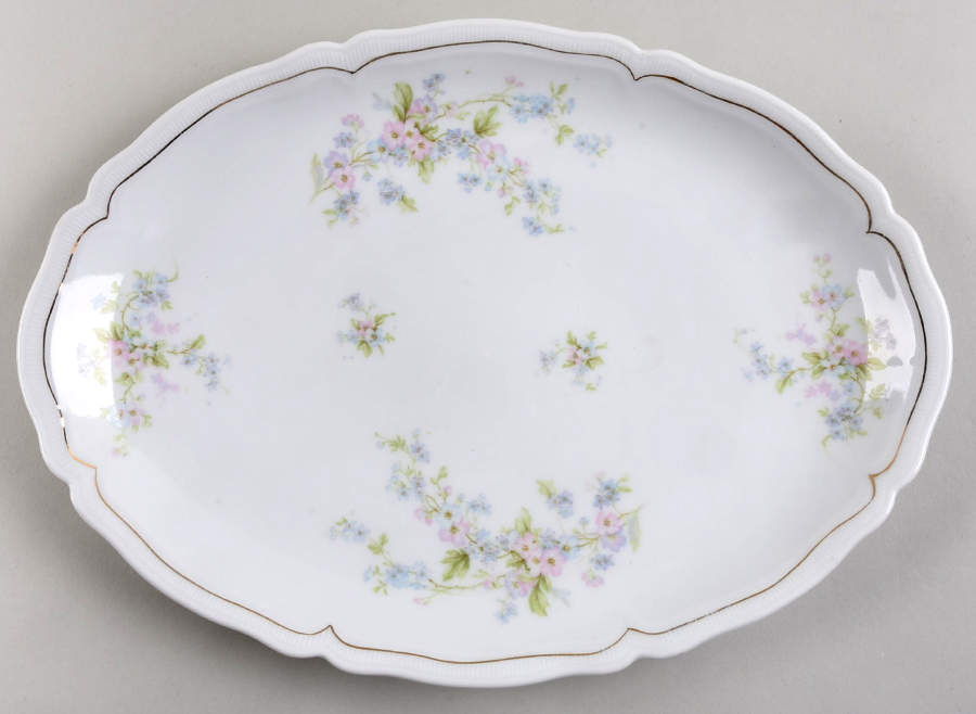 VNN20 12" Oval Serving Platter by Vienna-1