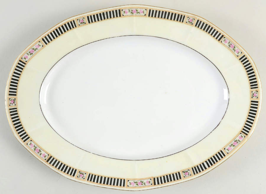 VIT182 12" Oval Serving Platter by Victoria (Czech)-1
