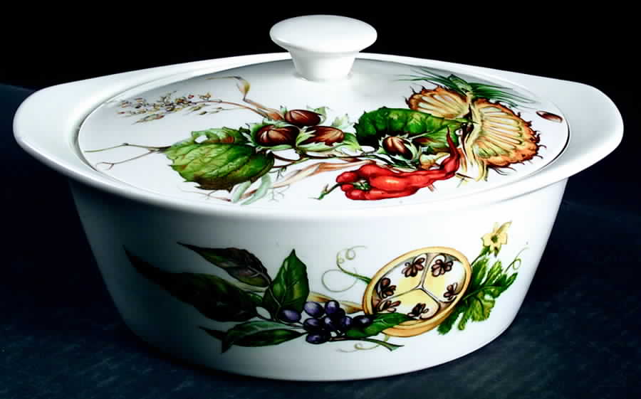 VIL74 1.5 Quart Round Covered Casserole by Villeroy & Boch-1