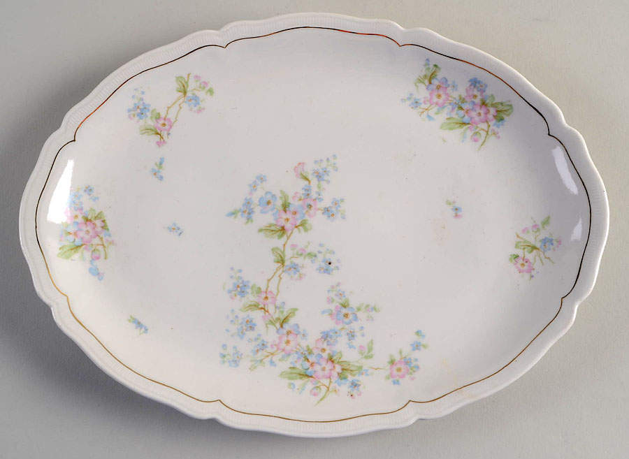 VNN15 12" Oval Serving Platter by Vienna-1