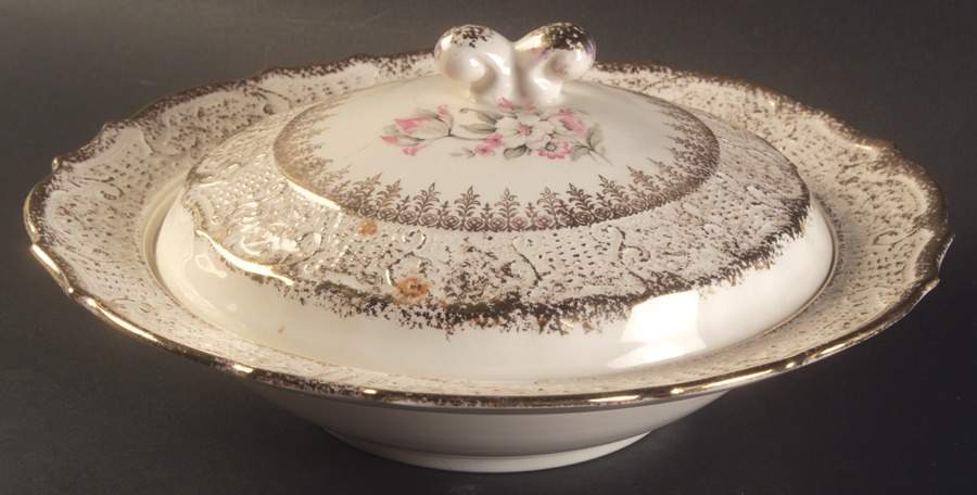 VOG61 Round Covered Vegetable by Vogue-1