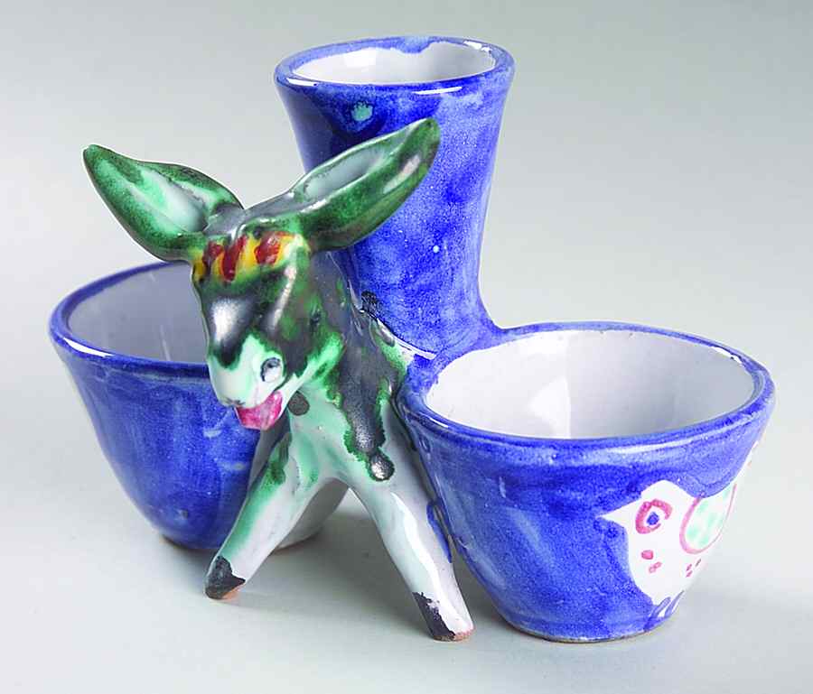 Campagna Chicken (Blue Border, Red Dots) Figural Salt/Pepper/Toothpick by Vietri (Italy)-1