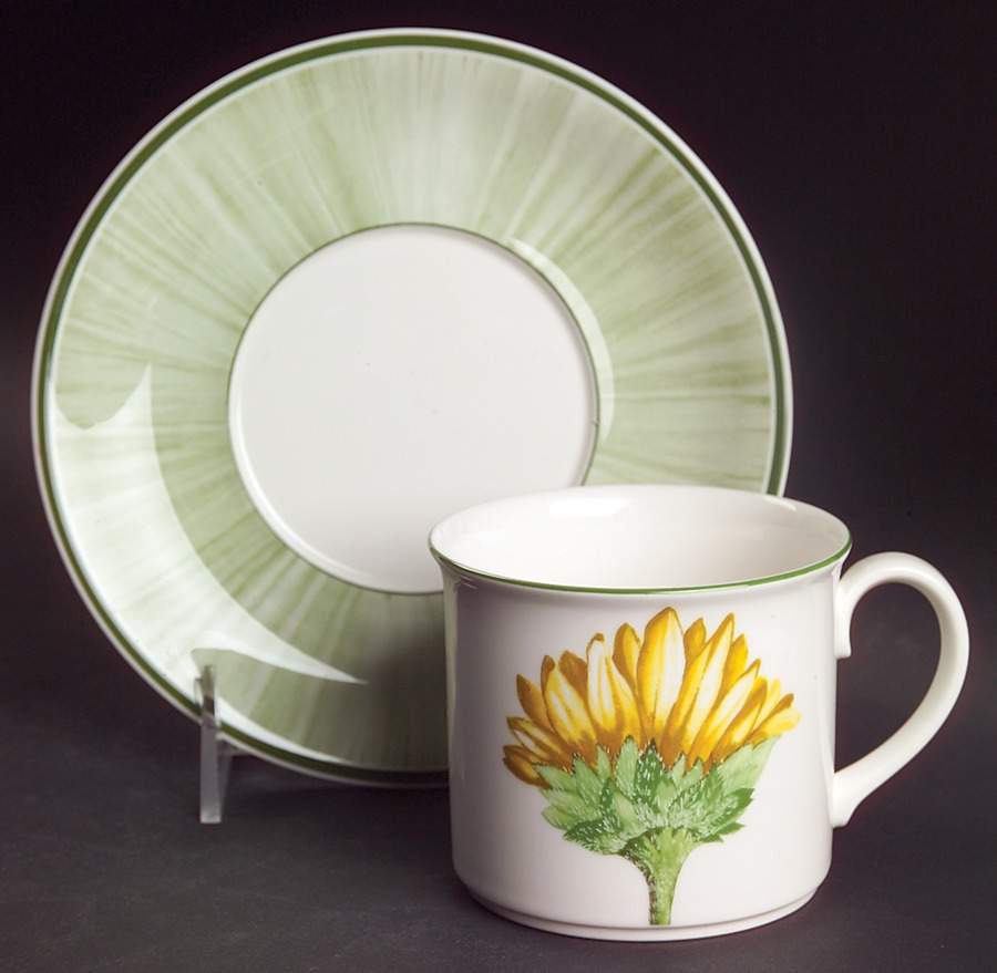 Flora Breakfast Cup & Saucer Set by Villeroy & Boch-1