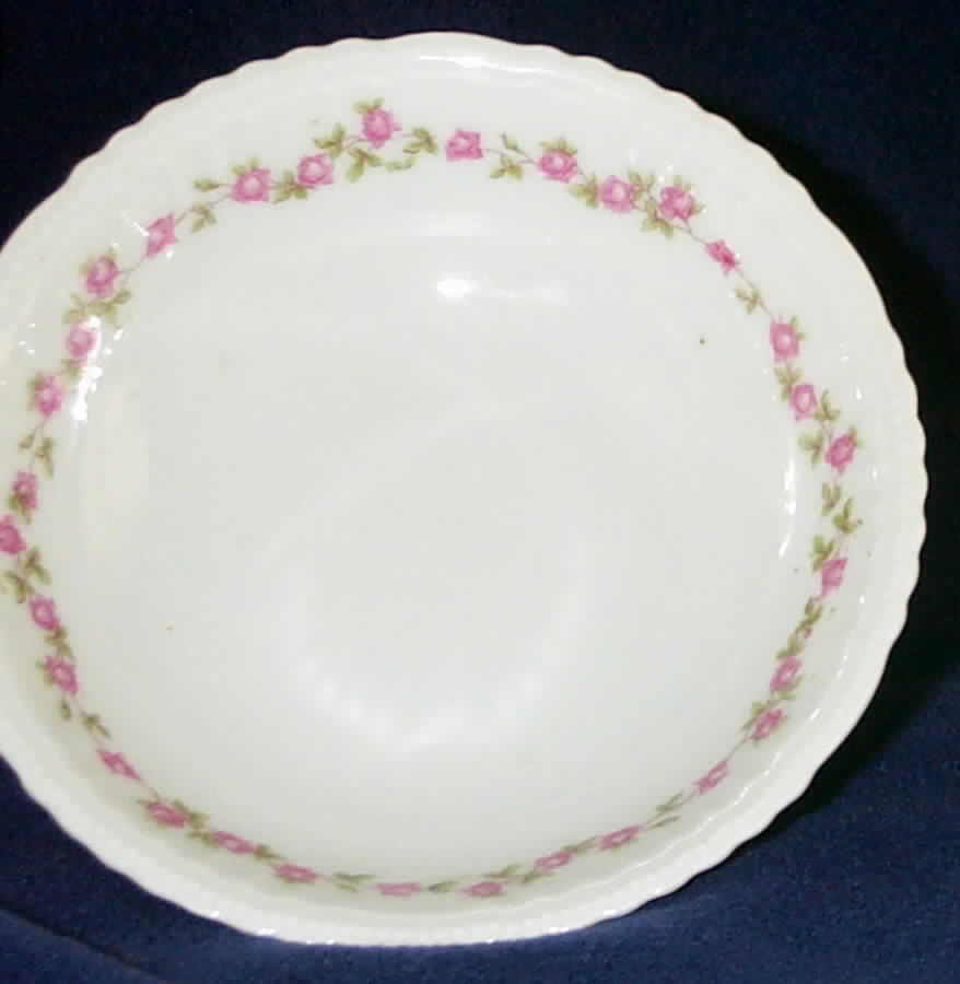VTO49 Coupe Soup Bowl by Victoria (Austria)-1