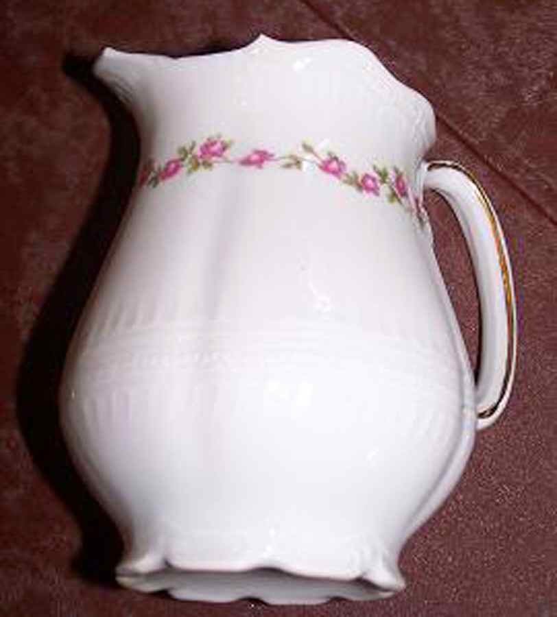 VTO49 Creamer by Victoria (Austria)-1