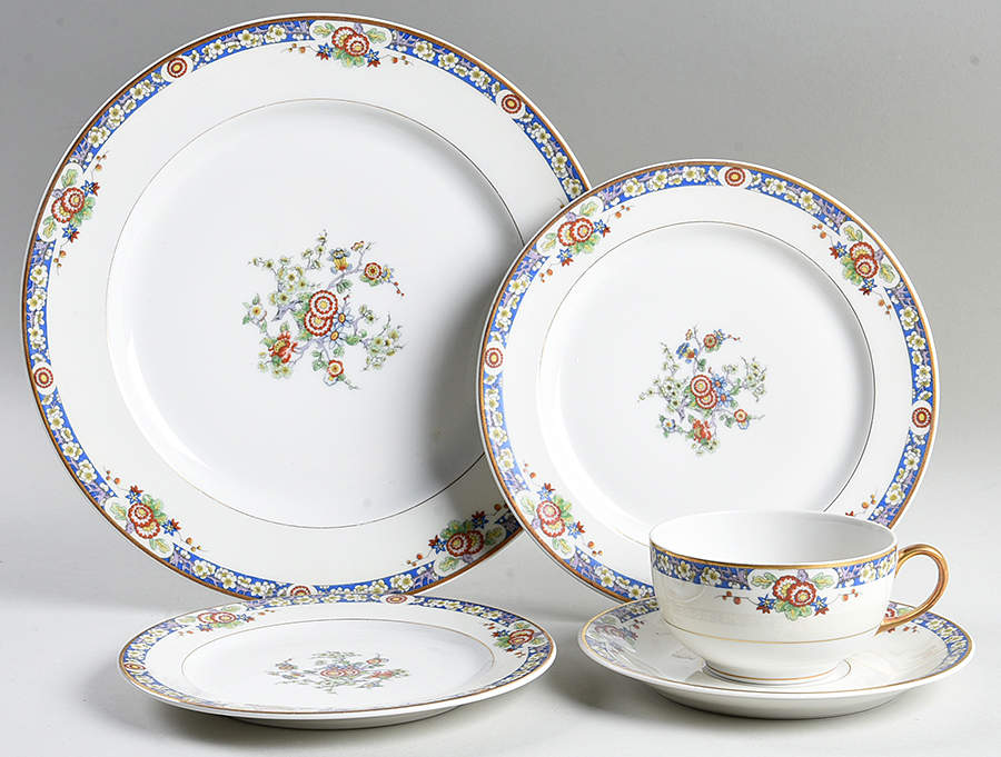 VIG93 5 Piece Place Setting by Vignaud-1