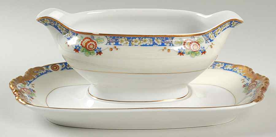 VIG93 Gravy Boat with Attached Underplate by Vignaud-1