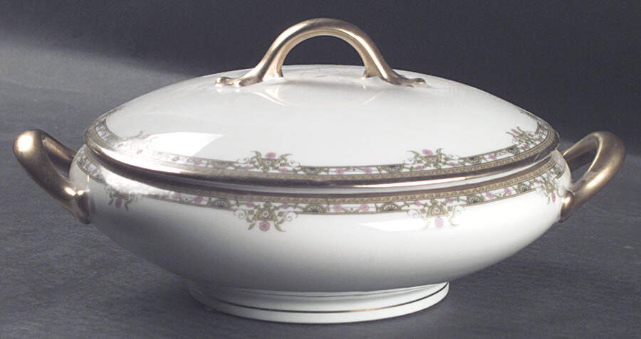 VIG94 Round Covered Vegetable by Vignaud-1