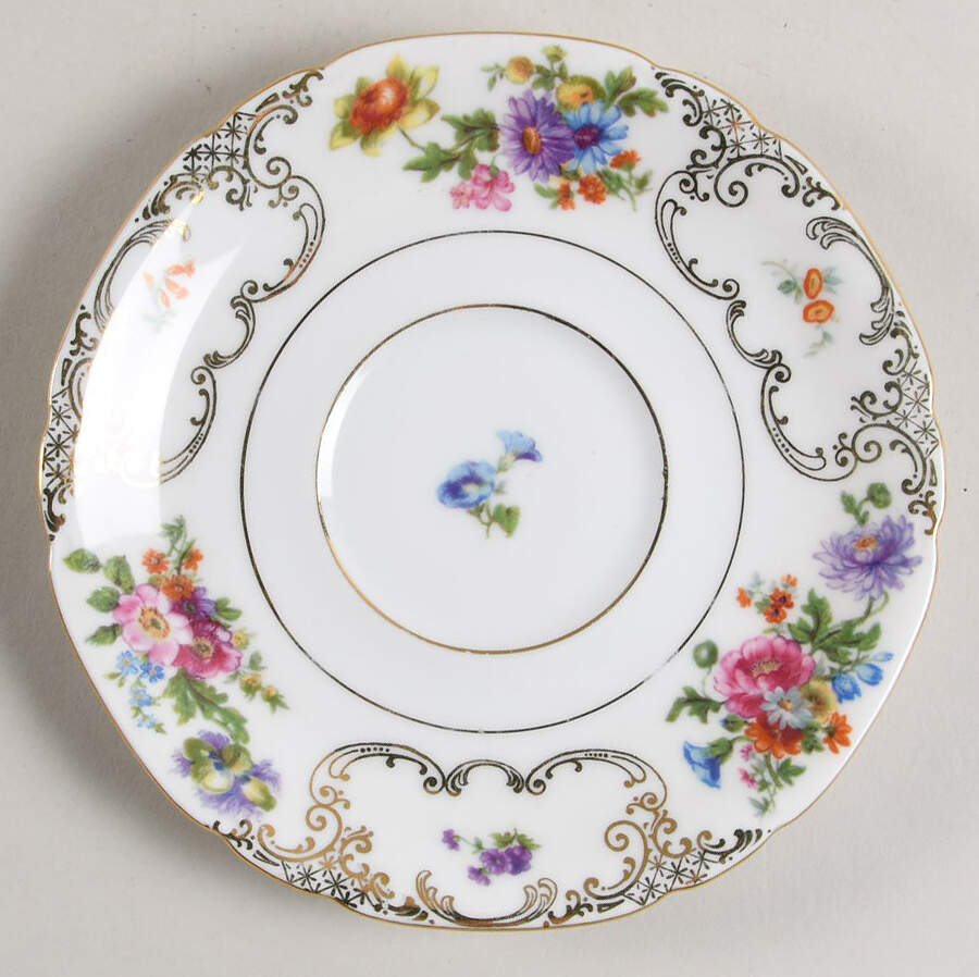 VIT196 Saucer by Victoria (Czech)-1