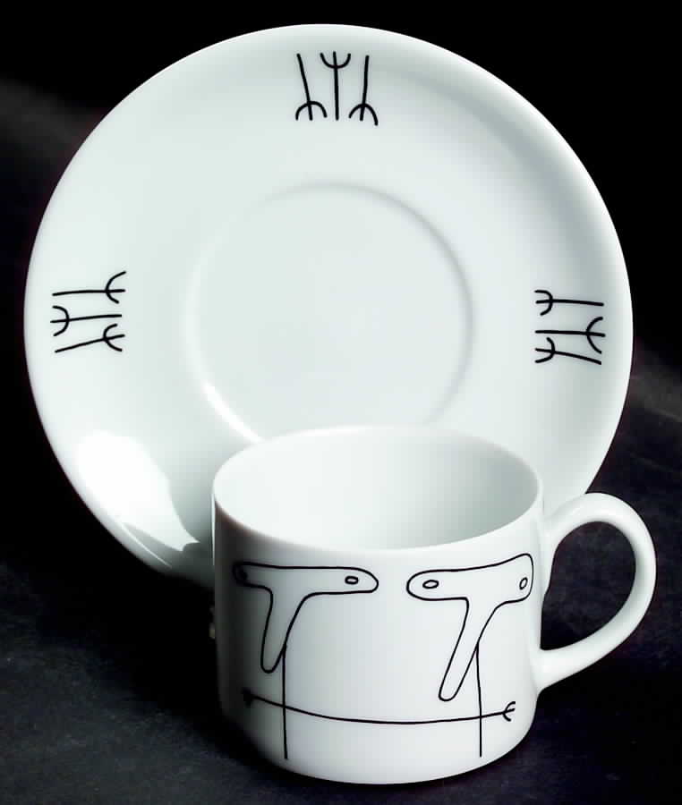 Wacky #4 Flat Cup & Saucer Set by Vista Alegre-1