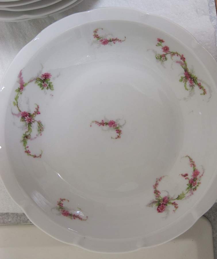 VTO51 Rim Soup Bowl by Victoria (Austria)-1