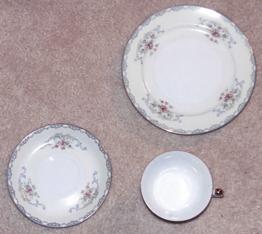 VCT1 Salad Plate by Victorian (Japan)-1