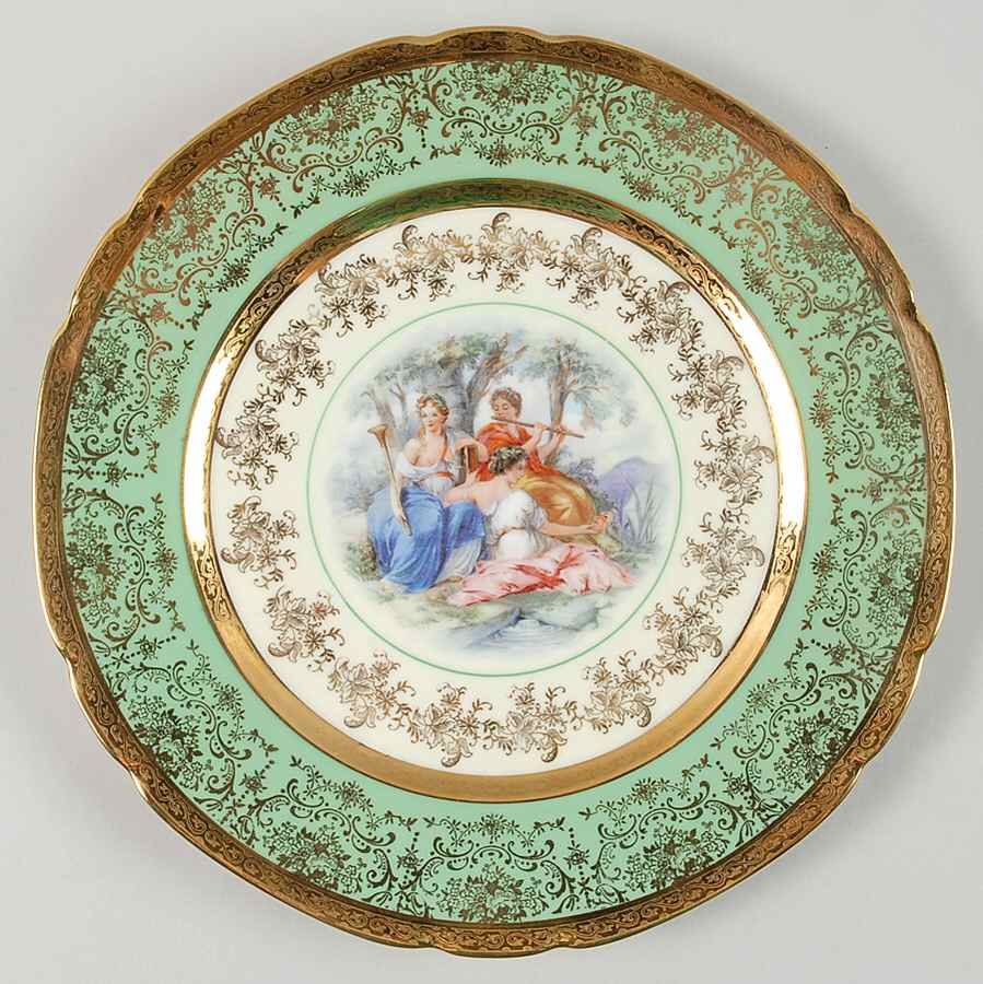 VIT203 Dinner Plate by Victoria (Czech)-1