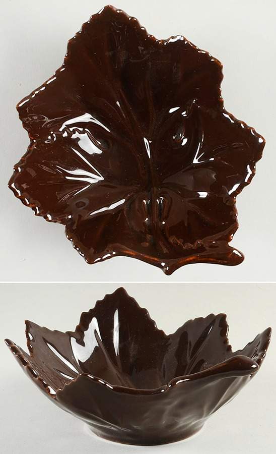 Cioccolatta Leaf Shaped Dish by Vietri (Italy)-1