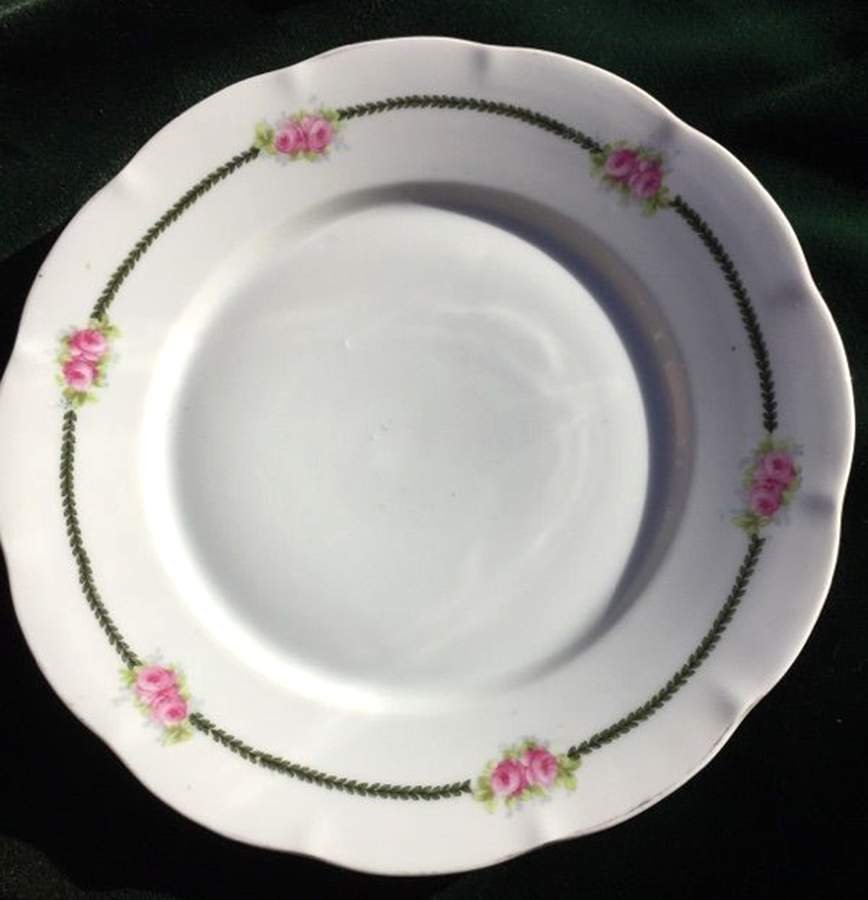 VTO58 Salad Plate by Victoria (Austria)-1