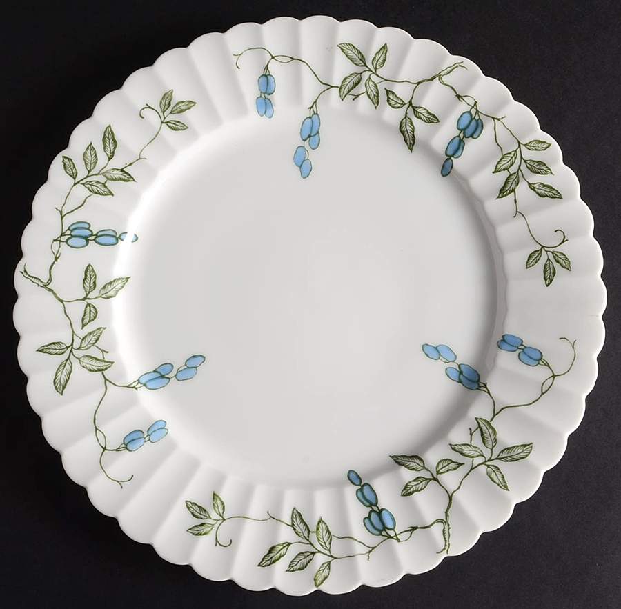 Viana Dinner Plate by Vista Alegre-1