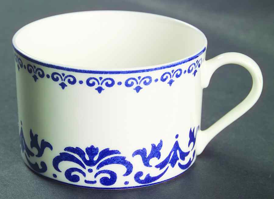 Claire Flat Cup by Victoria & Beale-1