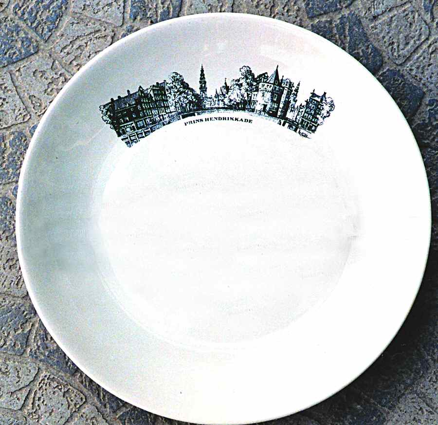 VIL84 Dinner Plate by Villeroy & Boch-1