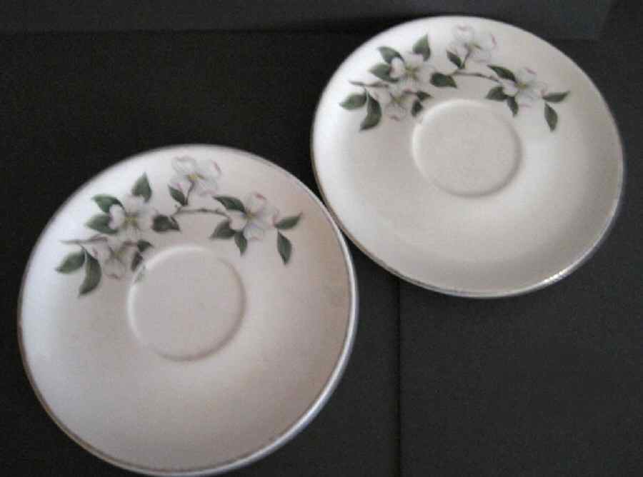 VOG69 Saucer by Vogue-1