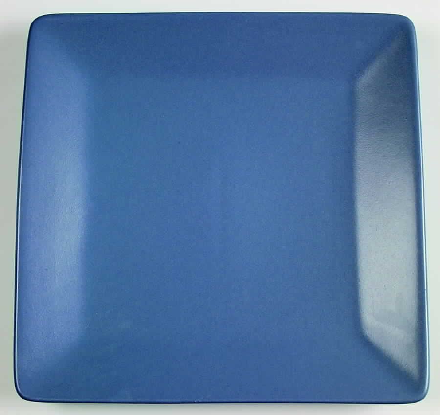 Quattro Blue Dinner Plate by Vista Alegre-1