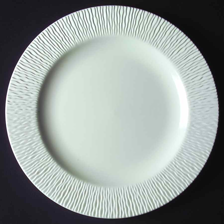 Matemania White Dinner Plate by Vista Alegre-1