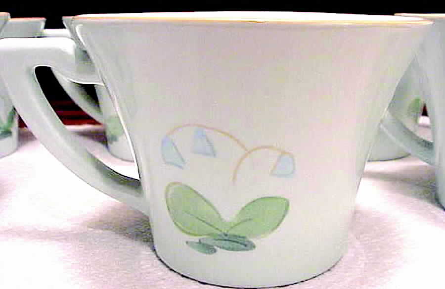 VLL1 Flat Cup by Vally Werner-1