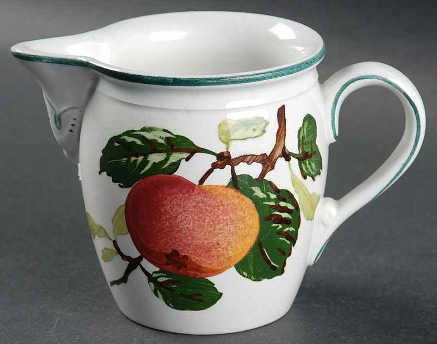 VIL86 Creamer by Villeroy & Boch-1
