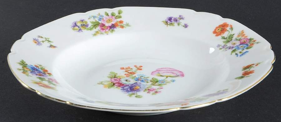 VIT220 Rim Soup Bowl by Victoria (Czech)-1