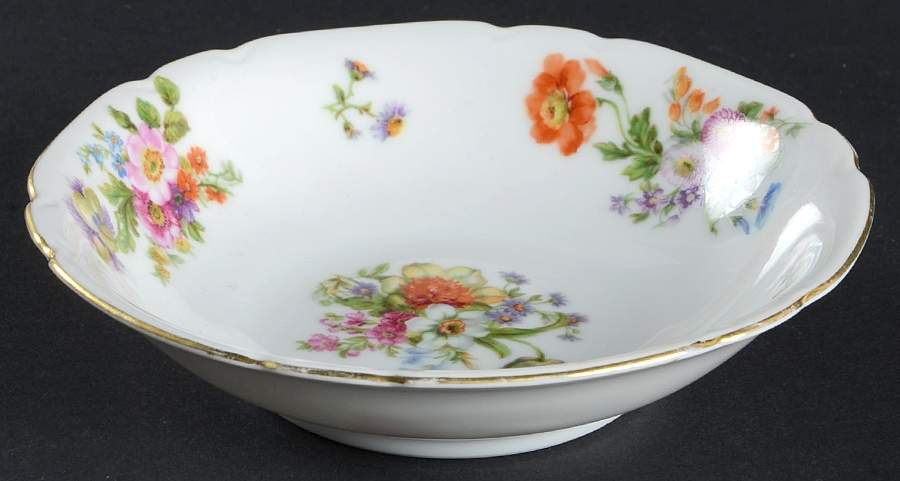 VIT220 Fruit/Dessert (Sauce) Bowl by Victoria (Czech)-1