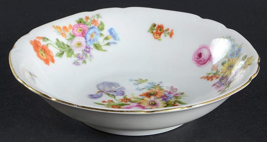 VIT220 Fruit/Dessert (Sauce) Bowl by Victoria (Czech)-1